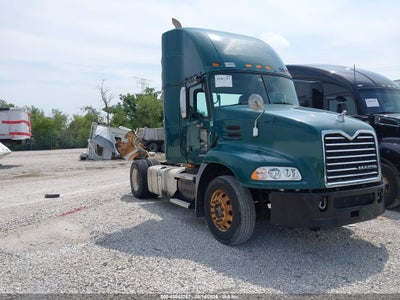 1M1AW01X7HM****** · 2017 MACK PINNACLE