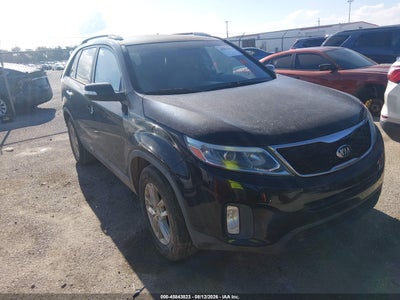 5XYKT3A68EG****** · 2014 KIA SORENTO LX