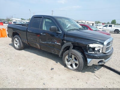 1D7HU182X8S****** · 2008 DODGE RAM 1500 SLT