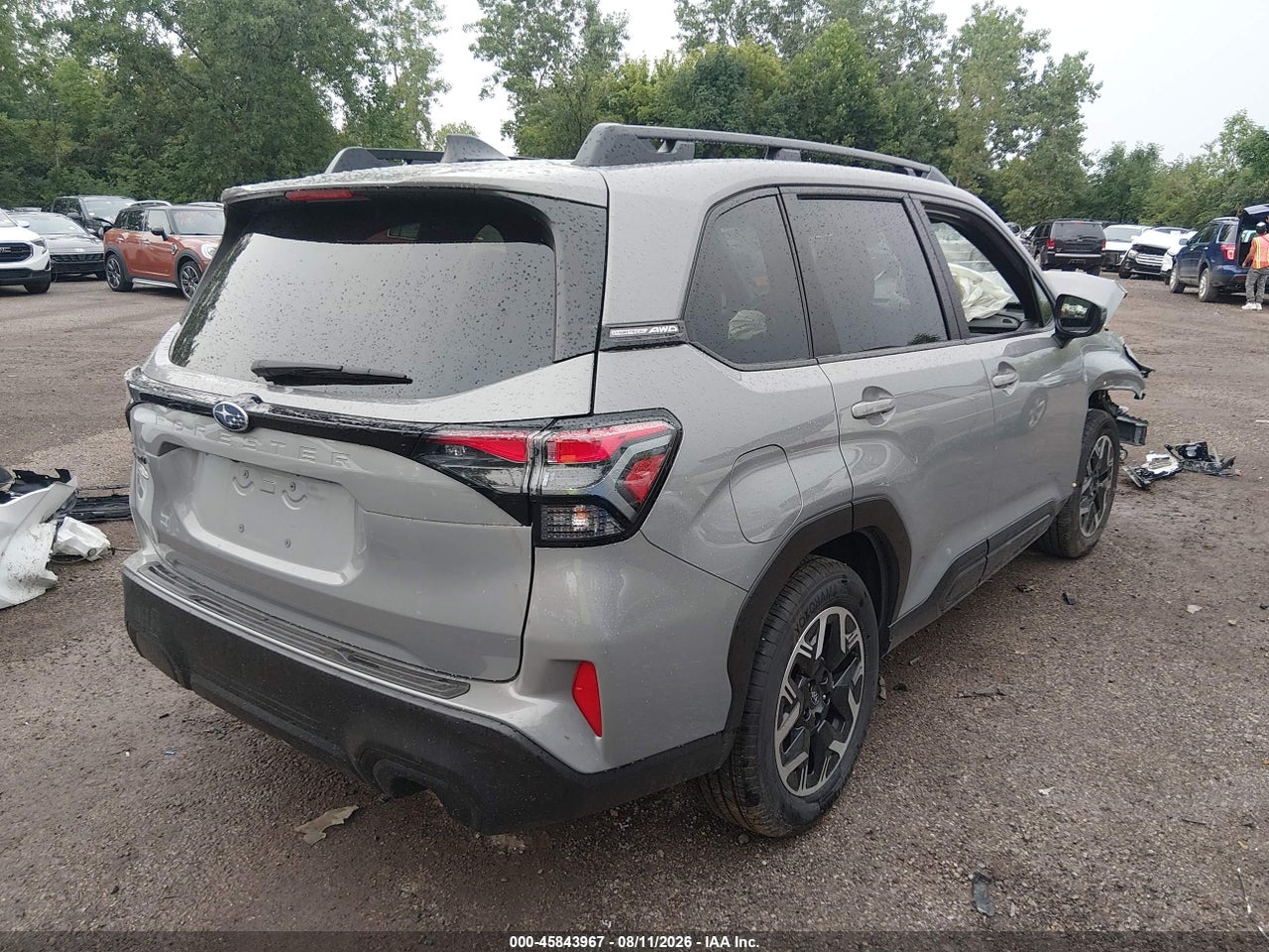 2025 SUBARU FORESTER PREMIUM · 4/11