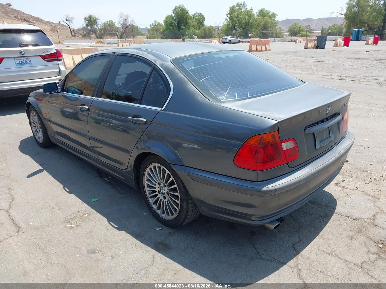 2001 BMW 330I · 3/11