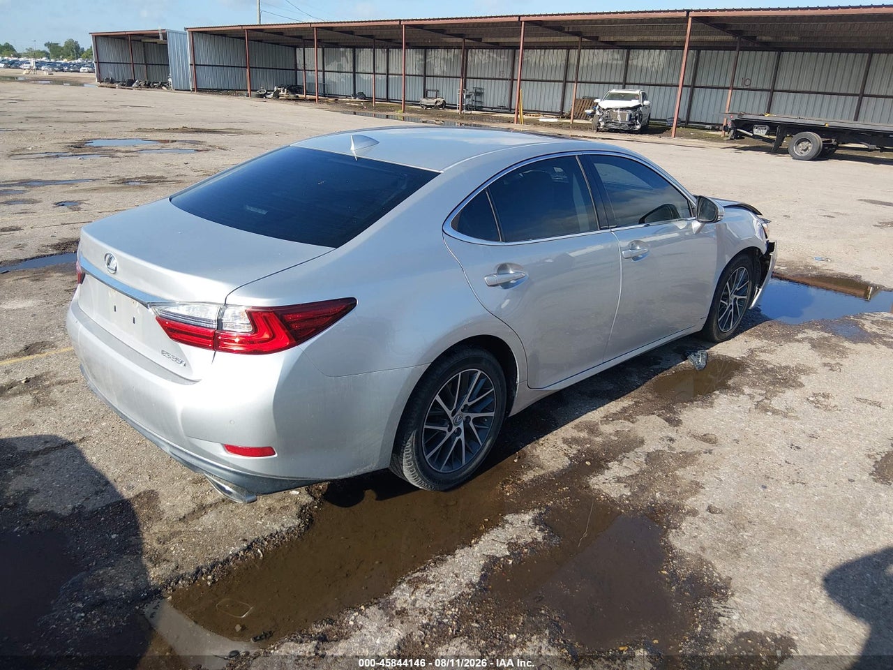2016 LEXUS ES 350 · 4/11
