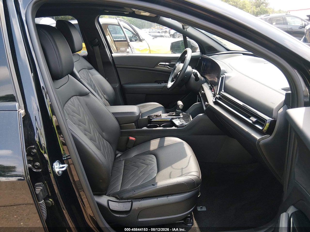 2025 KIA SPORTAGE X-PRO · 5/11