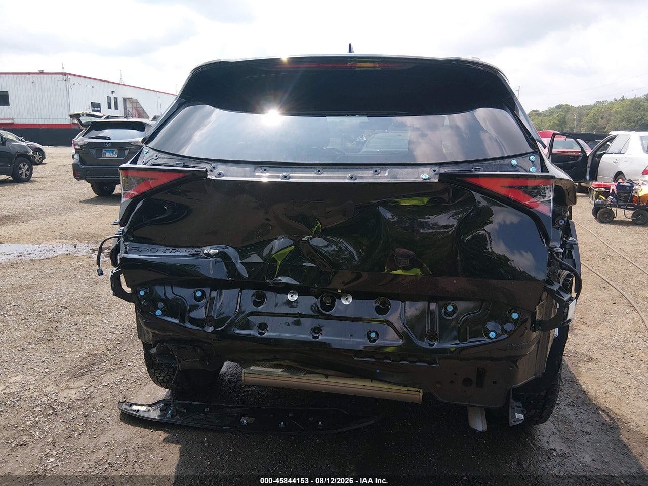 2025 KIA SPORTAGE X-PRO · 6/11
