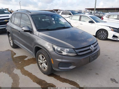 WVGAV7AX9GW****** · 2016 VOLKSWAGEN TIGUAN S