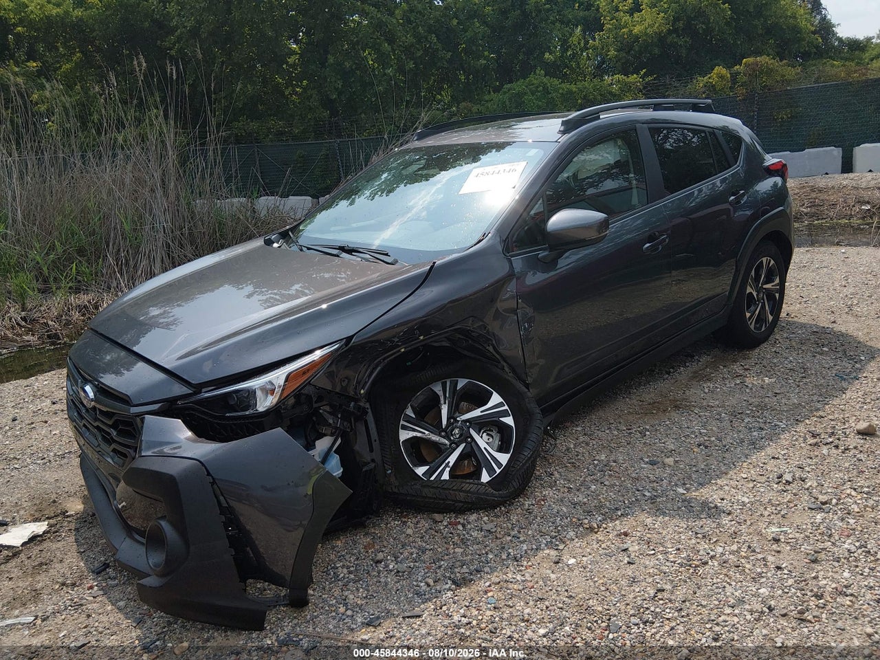 2024 SUBARU CROSSTREK PREMIUM · 2/10