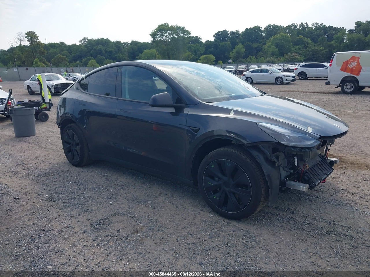 7SAYGDED1SF****** · 2025 TESLA MODEL Y LONG RANGE DUAL MOTOR REAR-WHEEL DRIVE