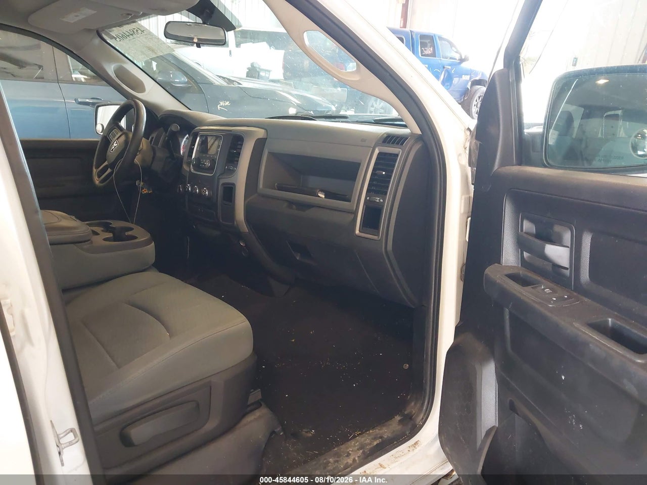 2013 RAM 1500 ST · 5/11