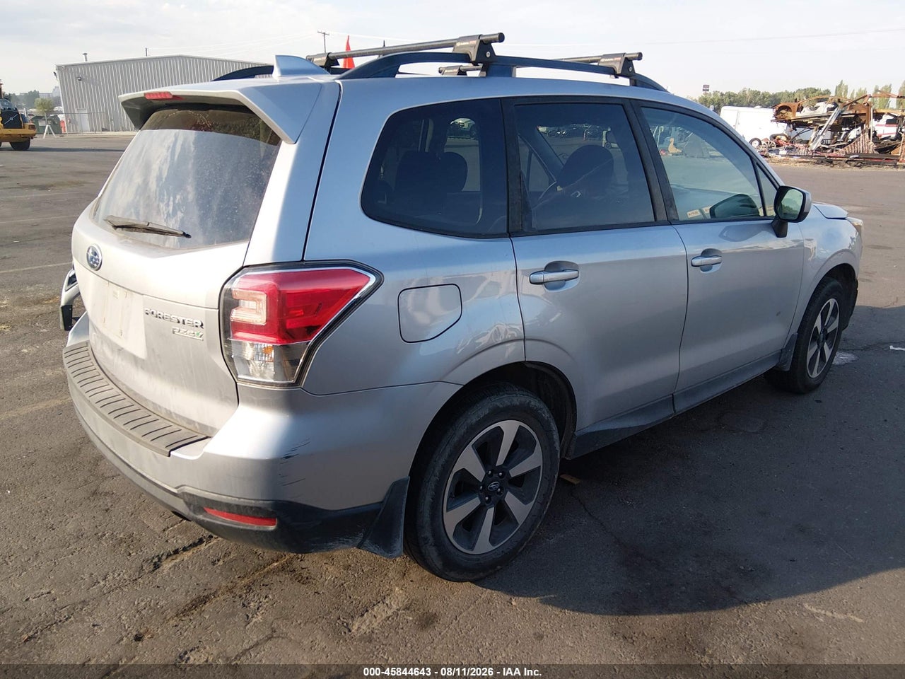 2017 SUBARU FORESTER 2.5I PREMIUM · 4/11
