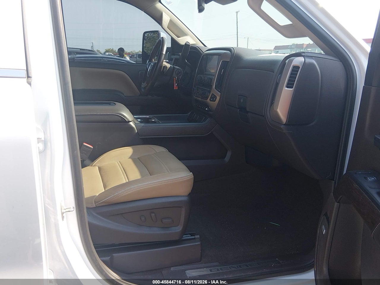 2018 GMC SIERRA 2500HD DENALI · 5/10