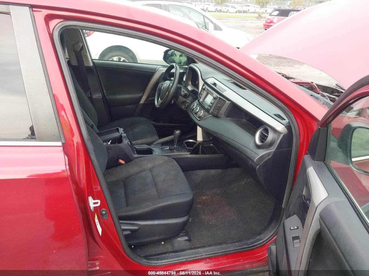 2018 TOYOTA RAV4 LE · 5/11