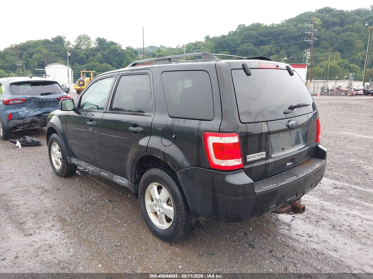 2011 FORD ESCAPE XLT · 3/11