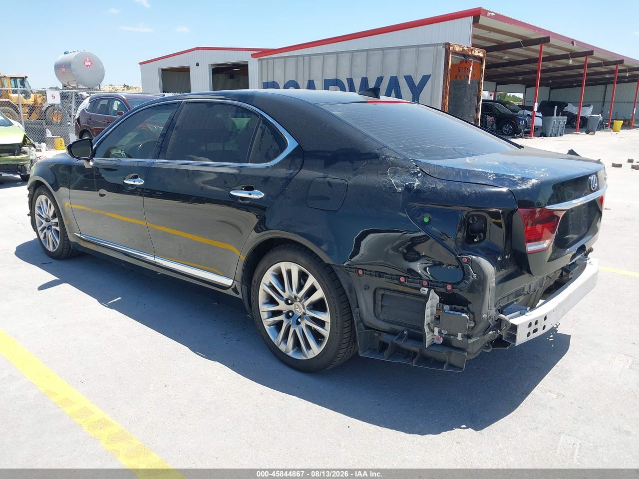 2017 LEXUS LS 460 L · 3/11