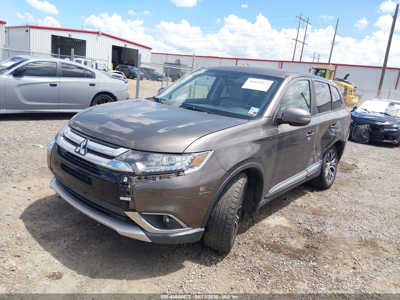 2018 MITSUBISHI OUTLANDER SE · 2/11