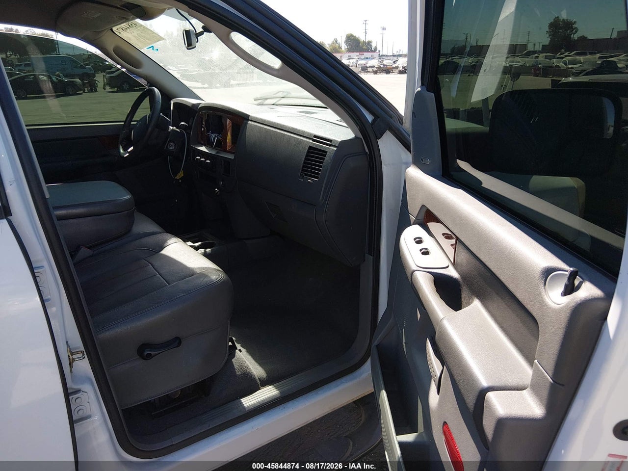 2006 DODGE RAM 2500 SLT · 5/11
