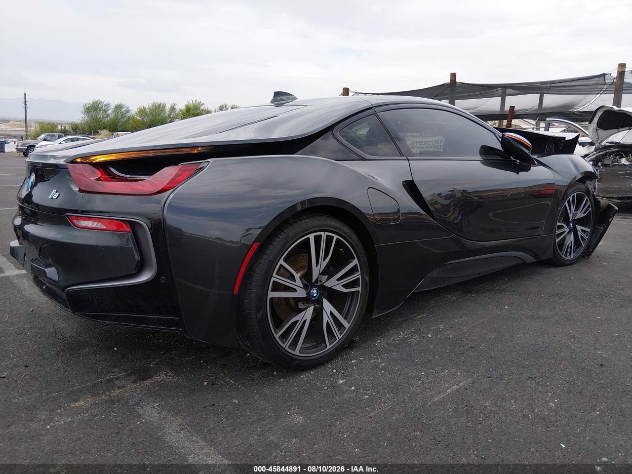 2016 BMW I8 · 4/11