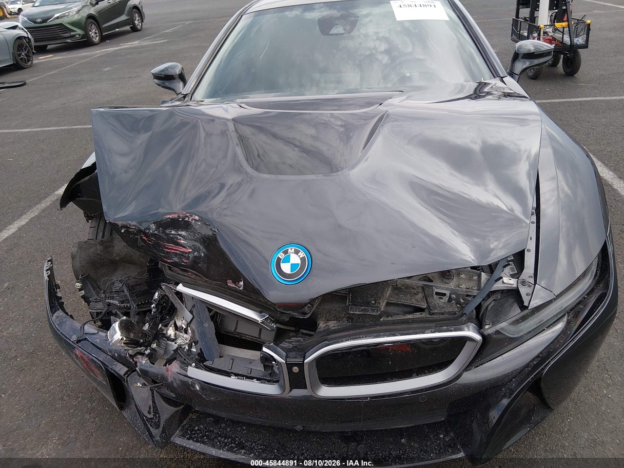 2016 BMW I8 · 6/11