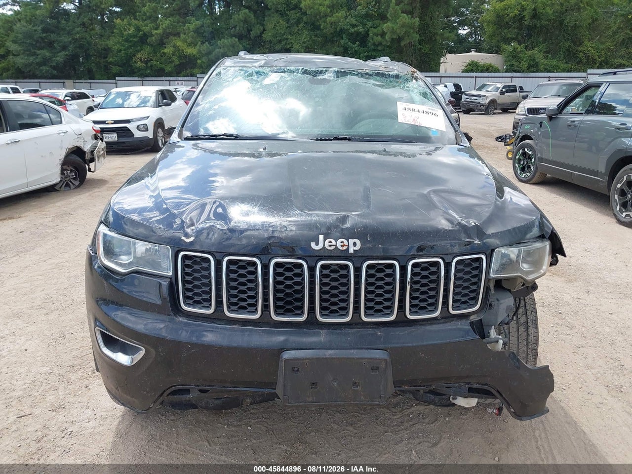 2019 JEEP GRAND CHEROKEE LAREDO E 4X2 · 6/11