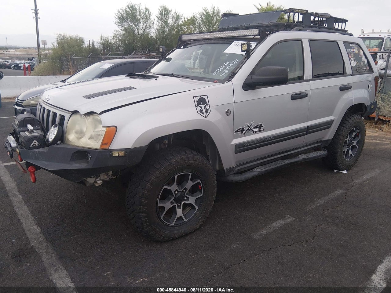2005 JEEP GRAND CHEROKEE LAREDO · 2/11