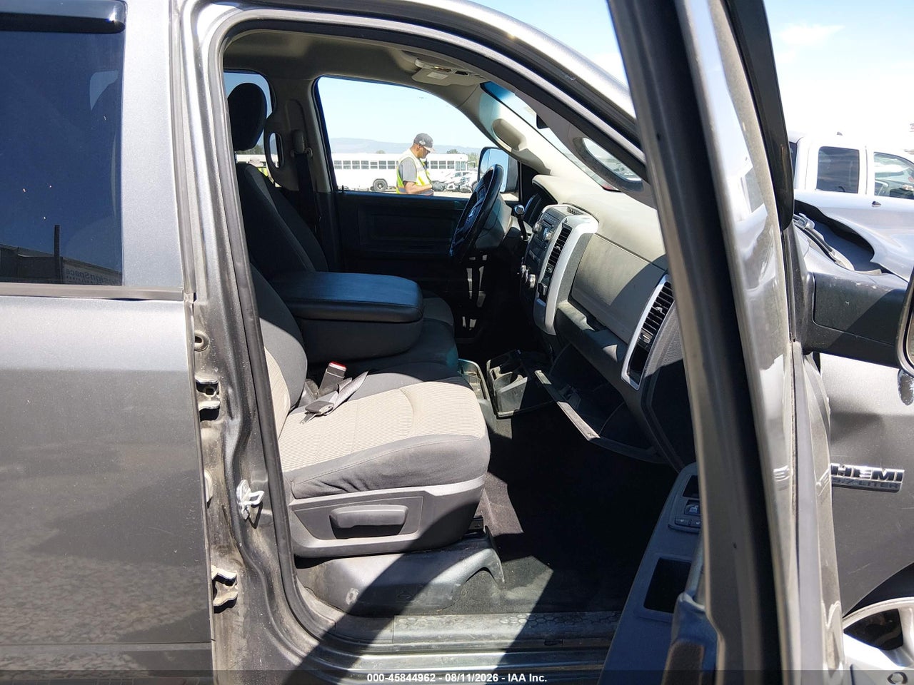 2013 RAM 1500 EXPRESS · 5/11