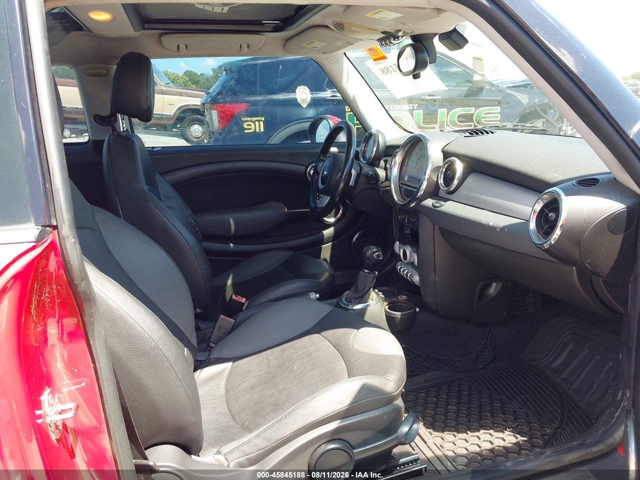 2009 MINI COOPER   · 5/11