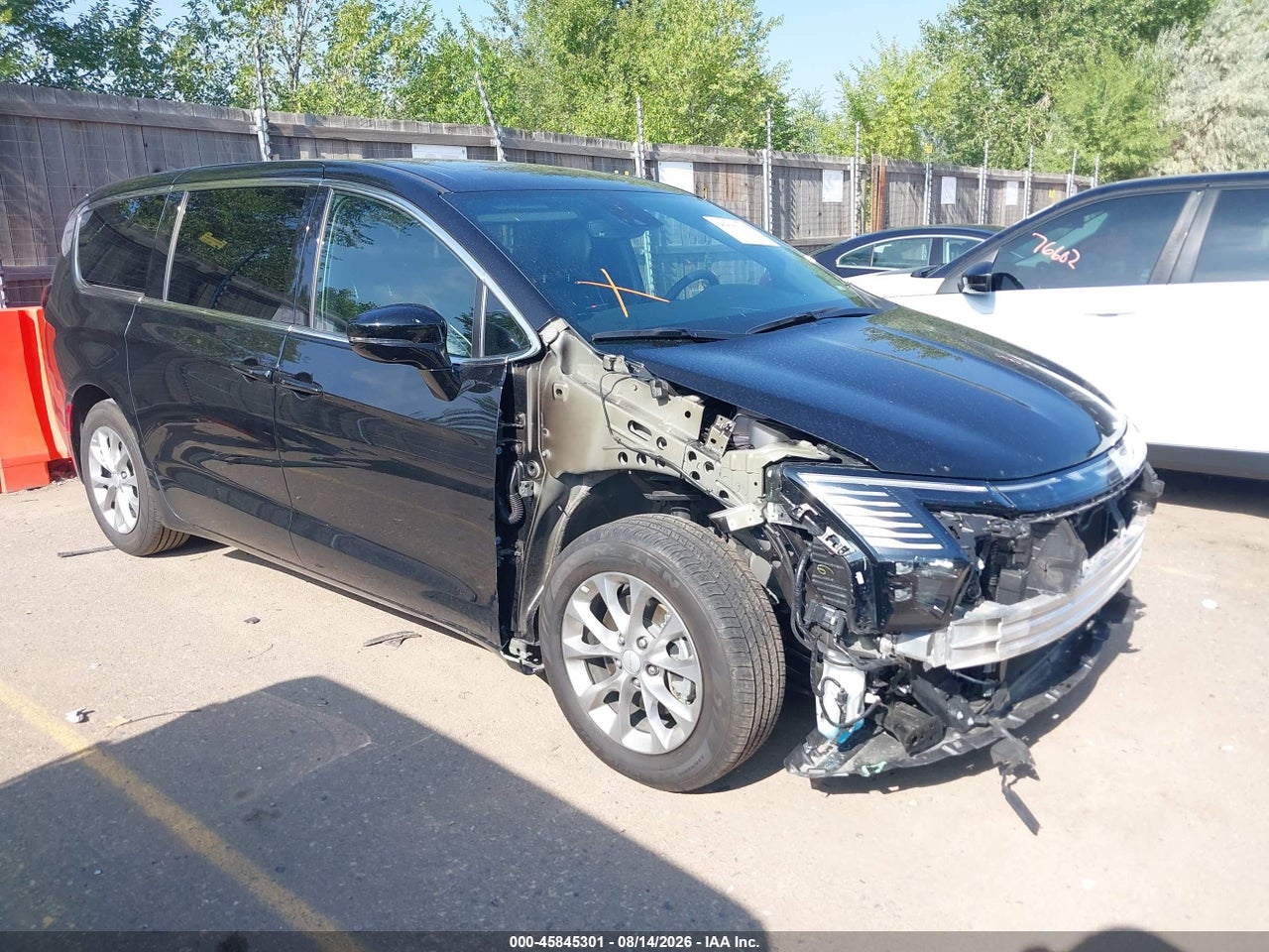 2C4RC1GG0VR****** · 2027 CHRYSLER PACIFICA LIMITED