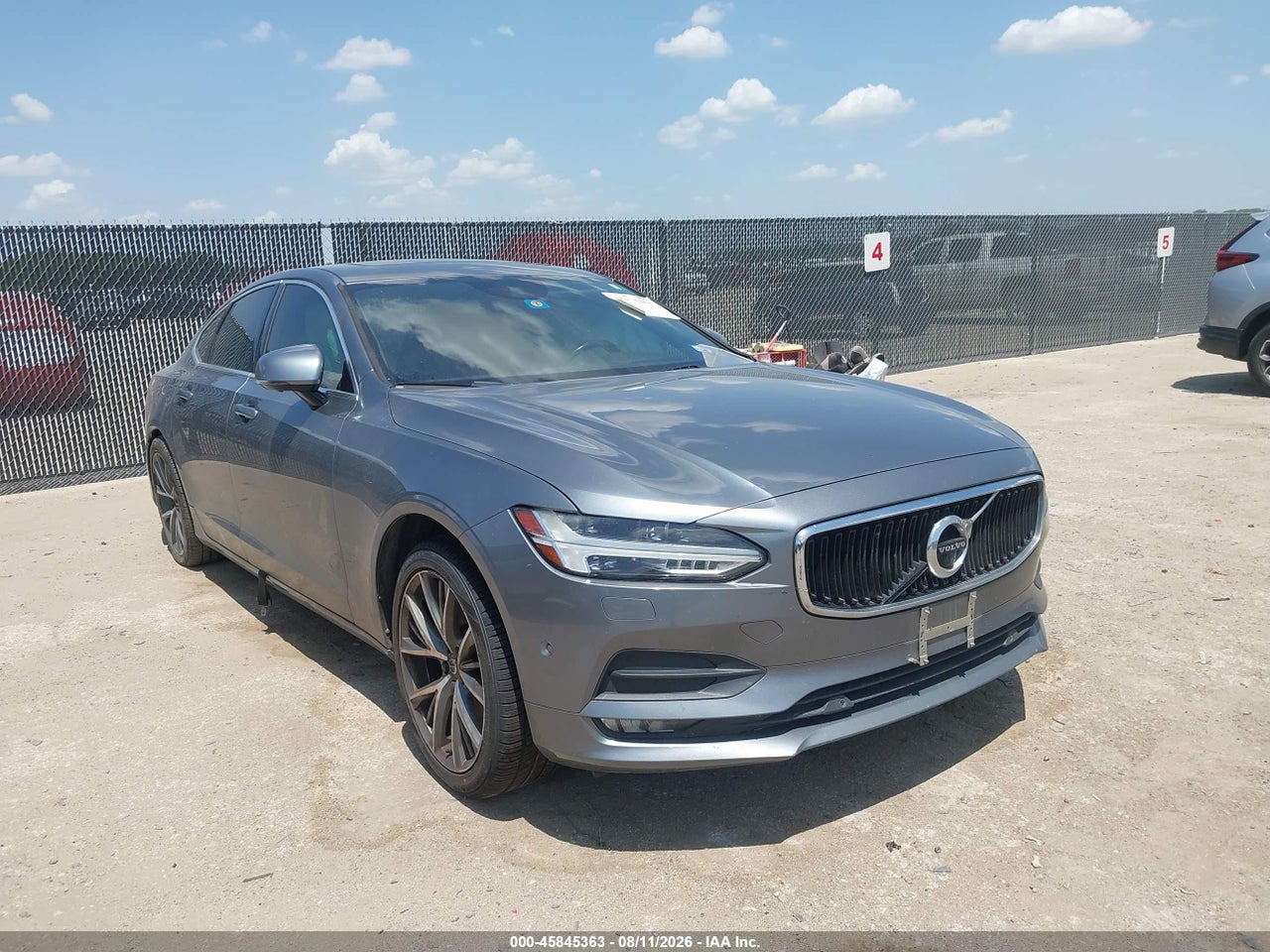 2017 VOLVO S90 T6 MOMENTUM