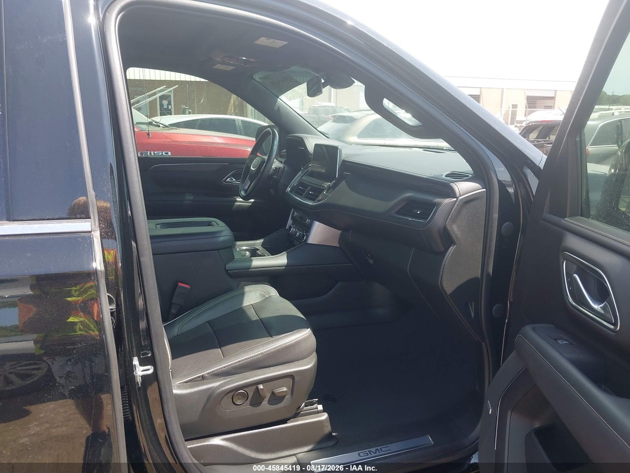 2022 GMC YUKON 2WD SLT · 5/11