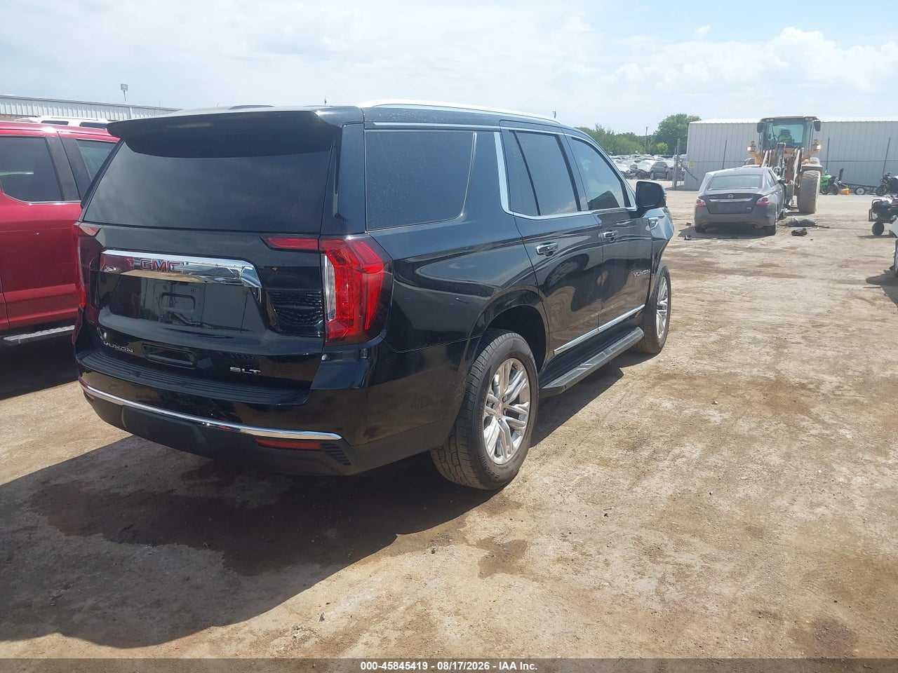2022 GMC YUKON 2WD SLT · 4/11