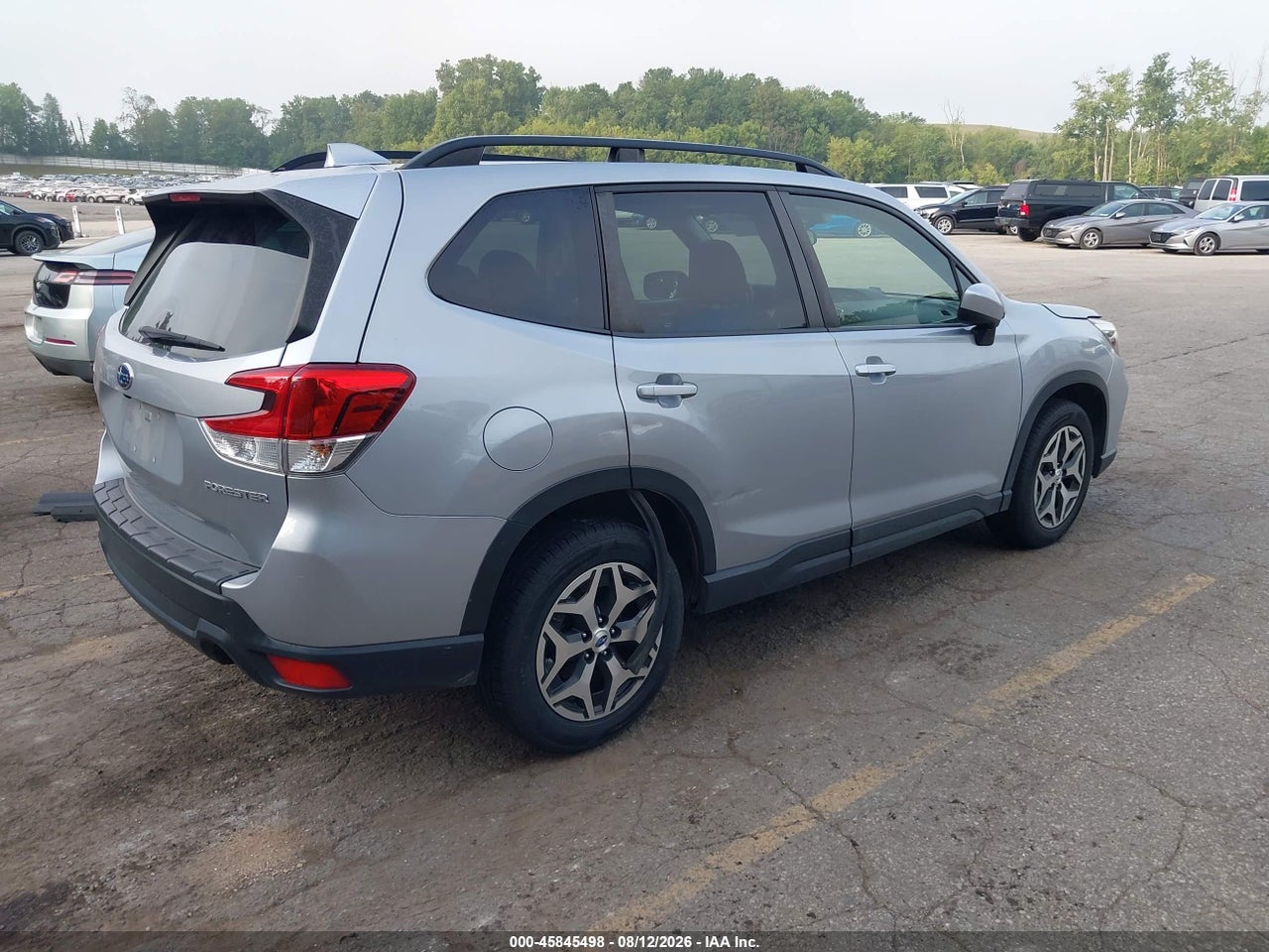 2021 SUBARU FORESTER PREMIUM · 4/11