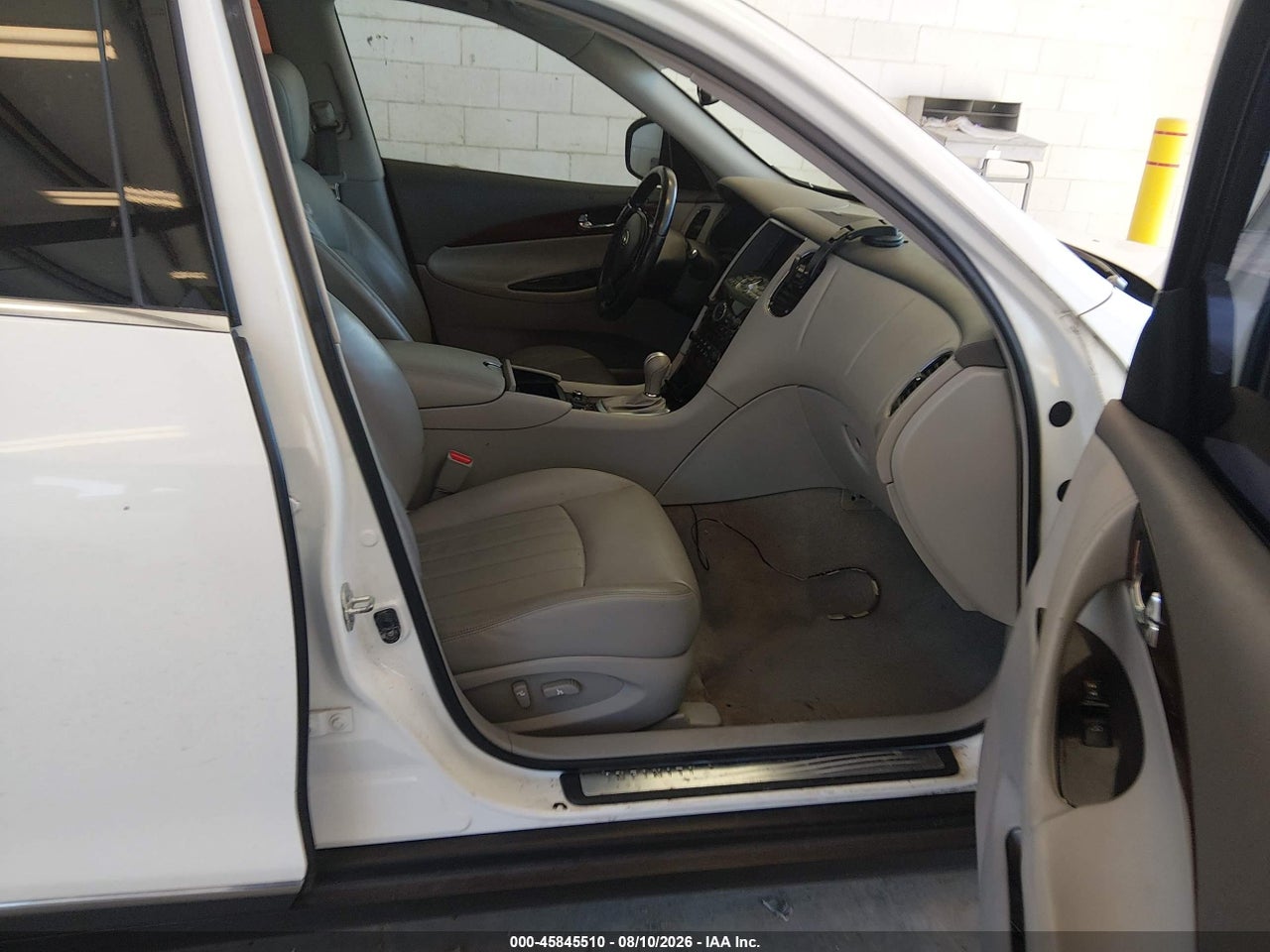 2010 INFINITI EX35 JOURNEY · 5/11