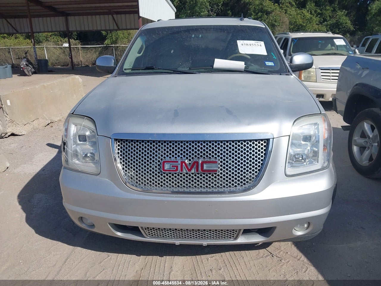 1GKS1KE00ER****** · 2014 GMC YUKON XL 1500 SLT · 6/11