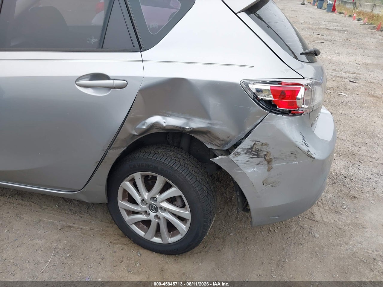 2013 MAZDA MAZDA3 I TOURING · 6/11