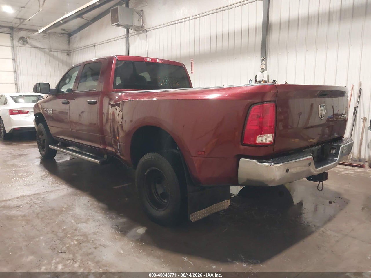 2017 RAM 3500 TRADESMAN  4X4 8' BOX · 3/4