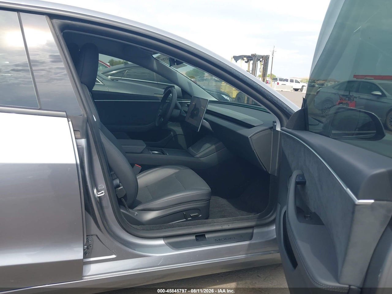 2025 TESLA MODEL 3 LONG RANGE ALL-WHEEL DRIVE · 5/11