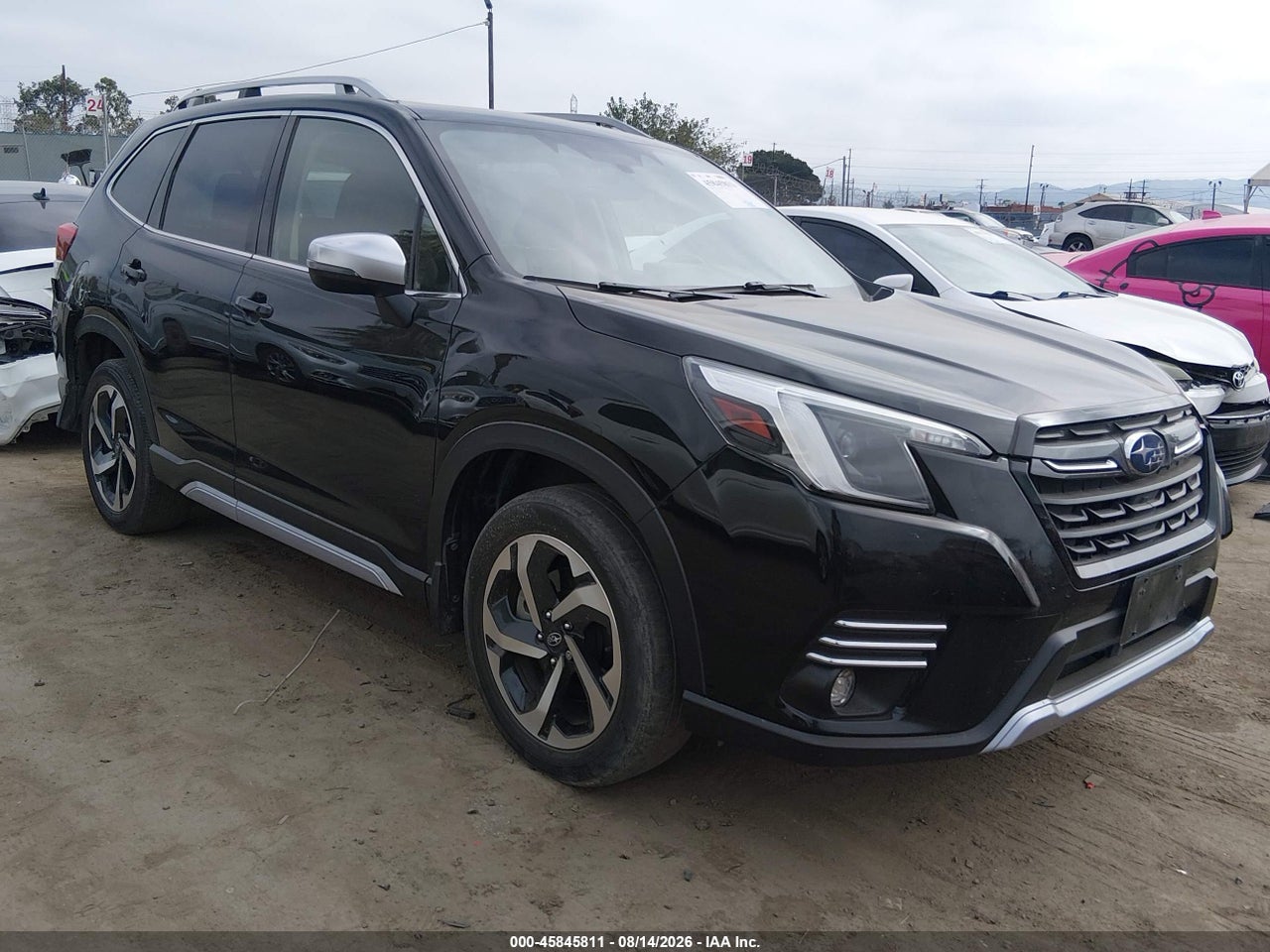 JF2SKARC4PH****** · 2023 SUBARU FORESTER TOURING