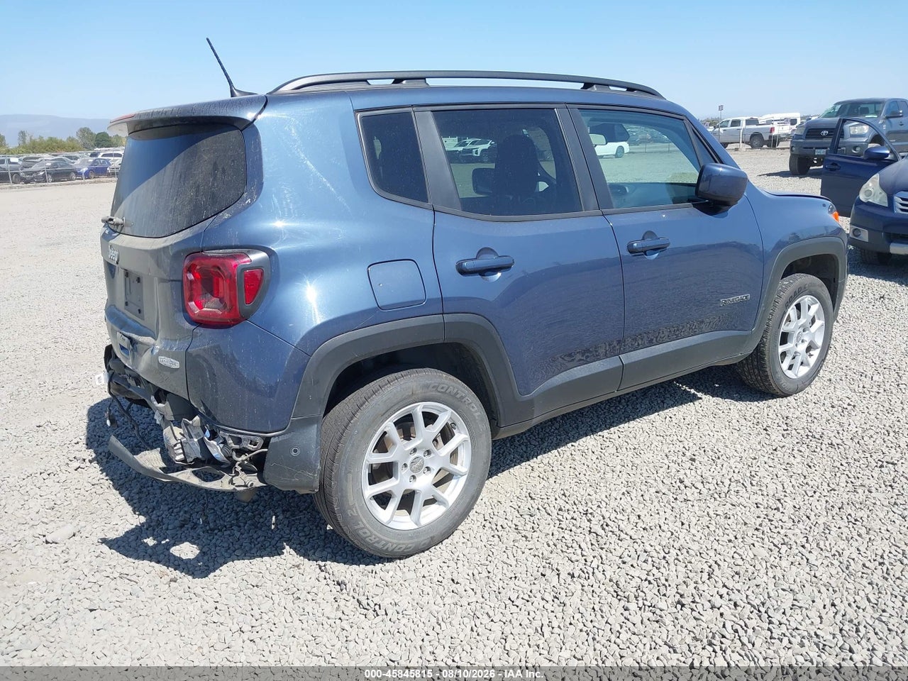 2021 JEEP RENEGADE LATITUDE 4X4 · 4/11