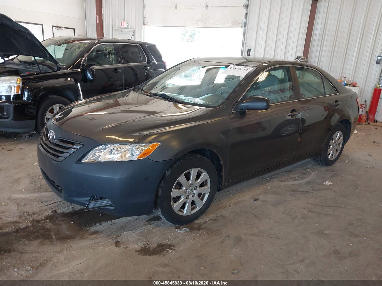 2007 TOYOTA CAMRY LE · 2/11
