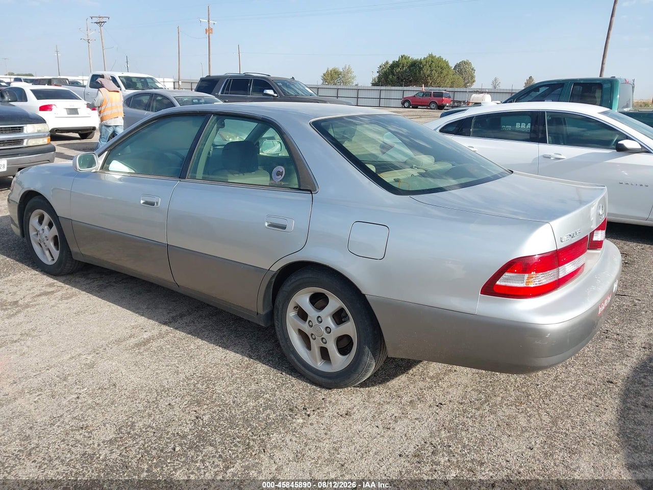 2001 LEXUS ES 300   · 3/11