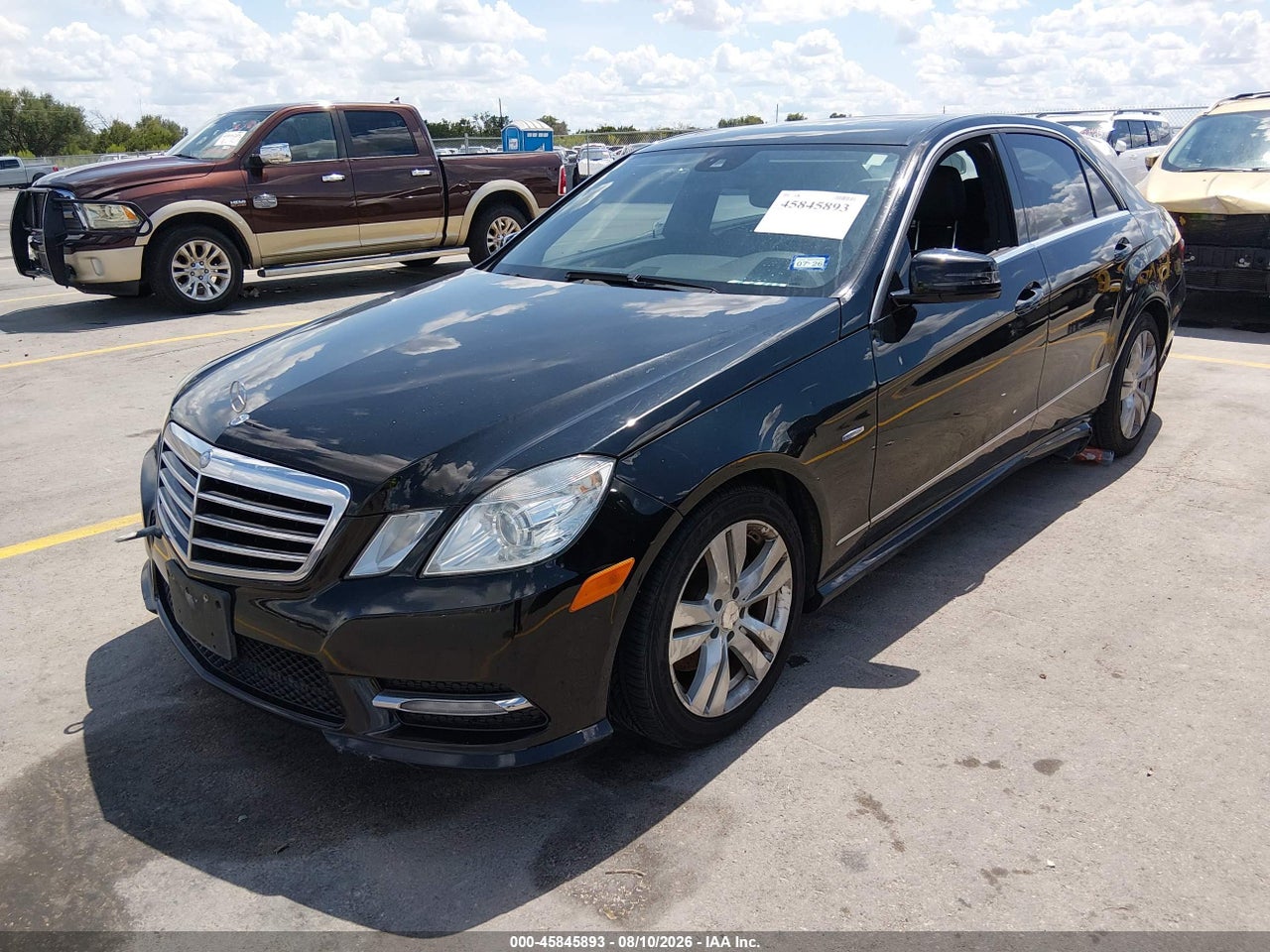 2012 MERCEDES-BENZ E 350 BLUETEC · 2/11
