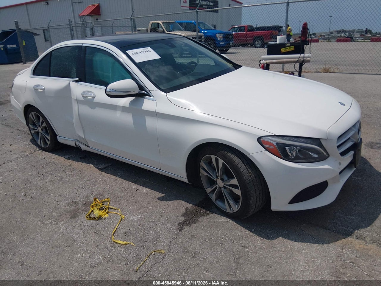 55SWF4JB3FU****** · 2015 MERCEDES-BENZ C 300