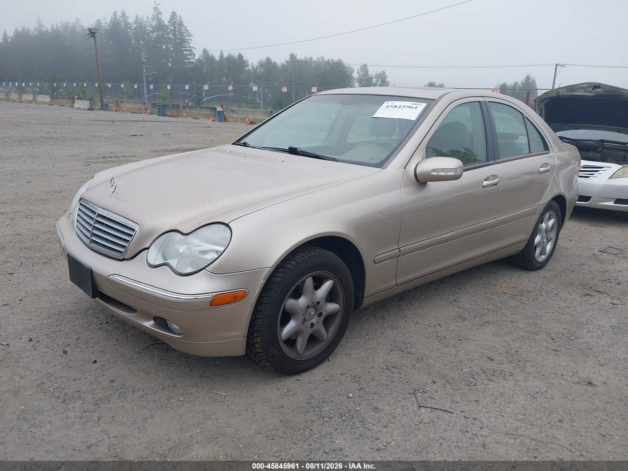 2001 MERCEDES-BENZ C 320   · 2/11
