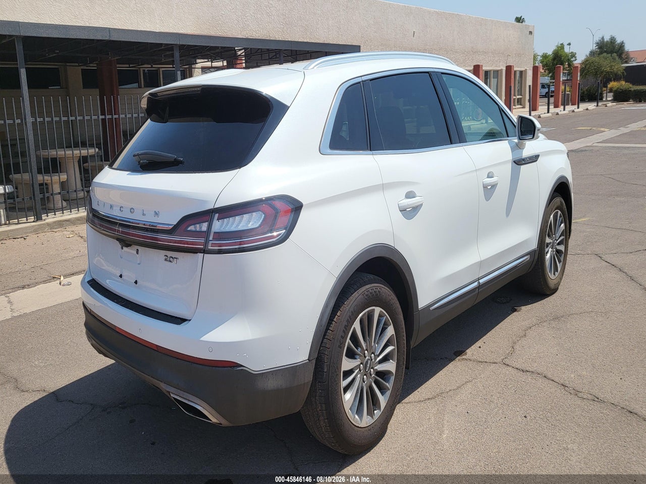 2020 LINCOLN NAUTILUS STANDARD · 4/11