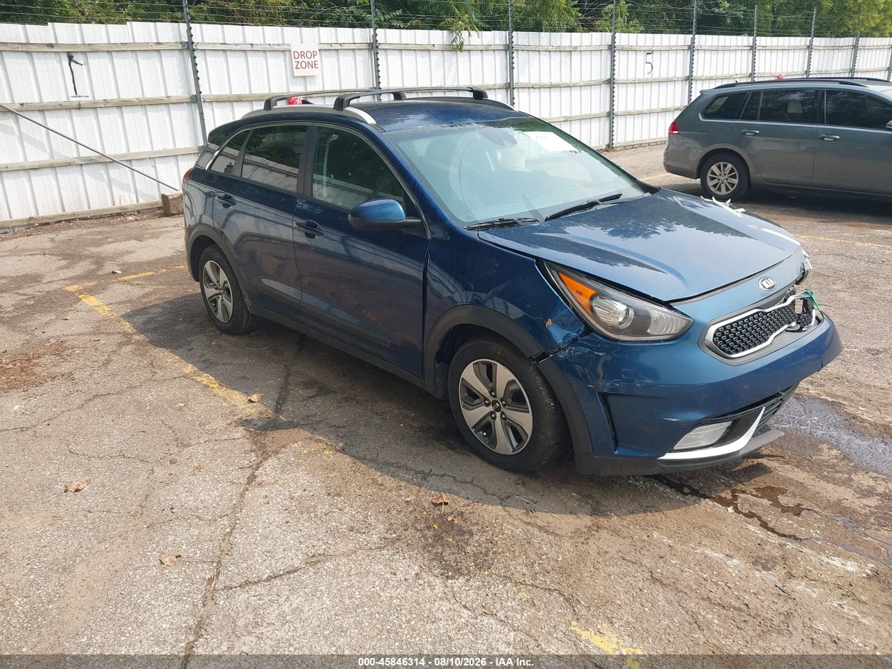 KNDCB3LC4K5****** · 2019 KIA NIRO LX