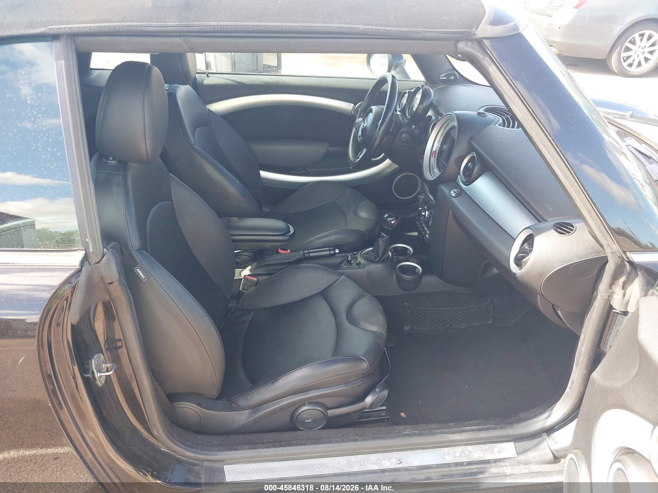 2012 MINI COOPER S · 5/10