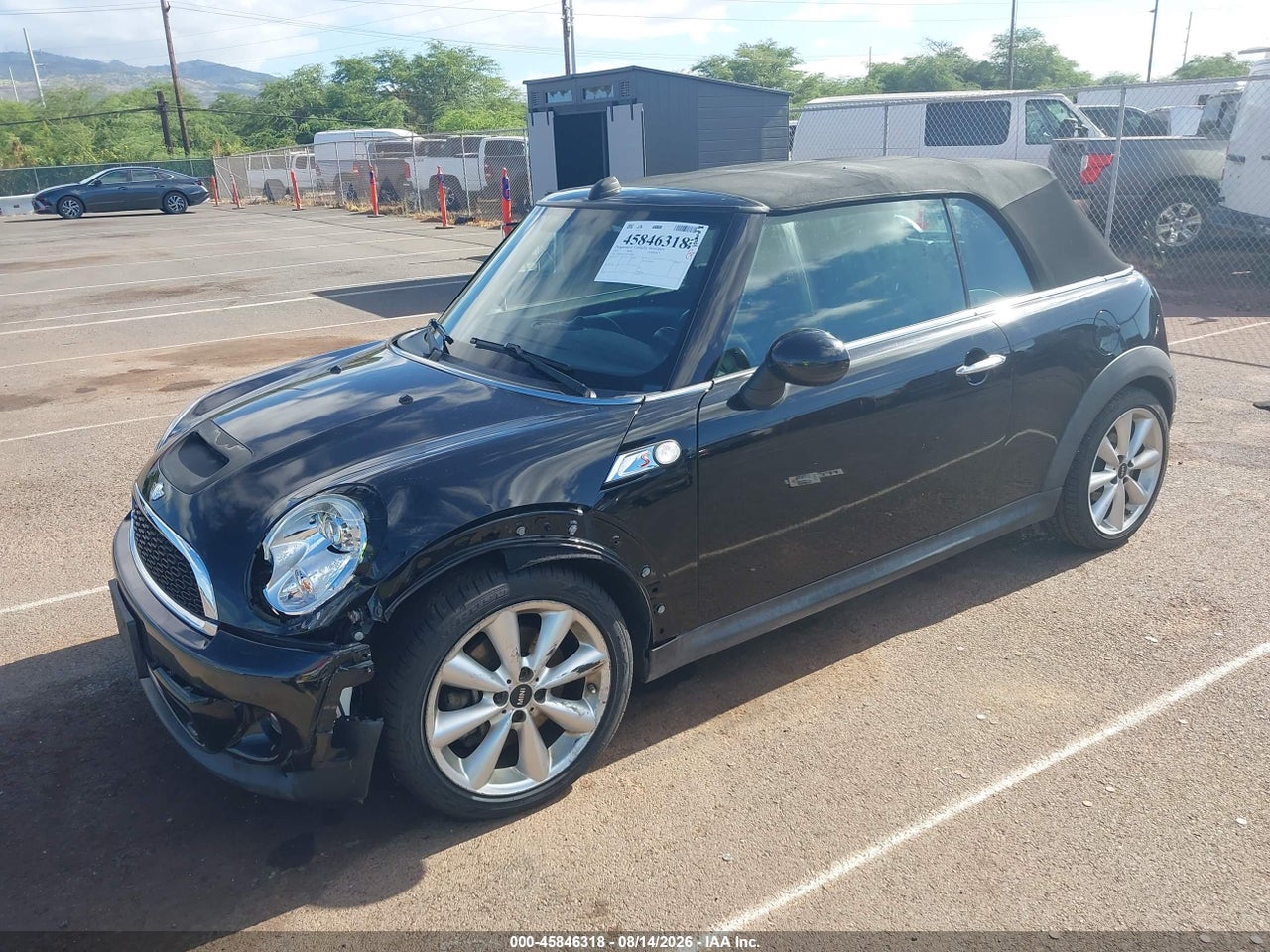 2012 MINI COOPER S · 2/10