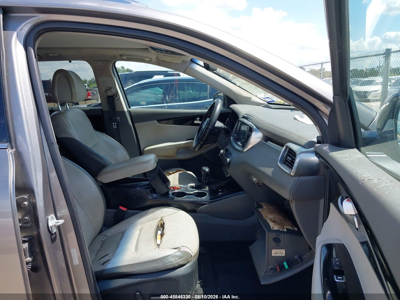 2016 KIA SORENTO 3.3L SX · 5/11