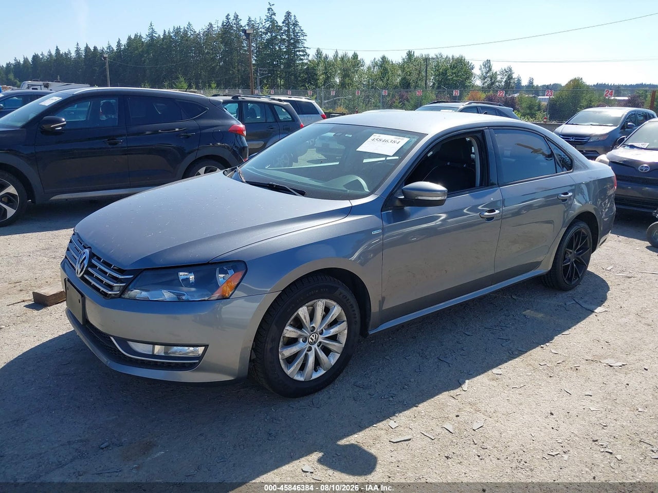 2014 VOLKSWAGEN PASSAT 1.8T WOLFSBURG EDITION · 2/11