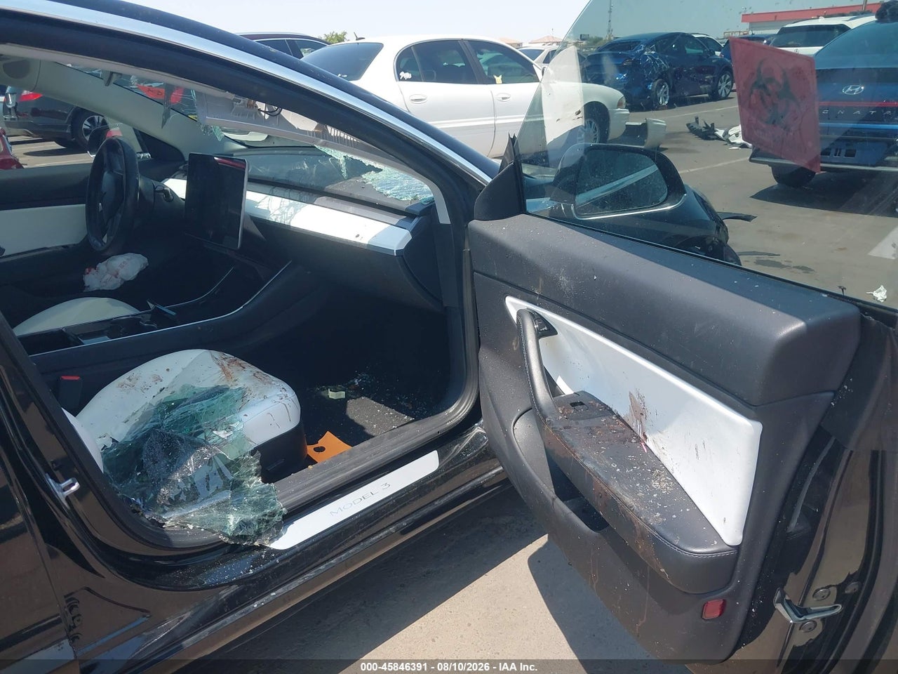 2018 TESLA MODEL 3 LONG RANGE/MID RANGE · 5/10