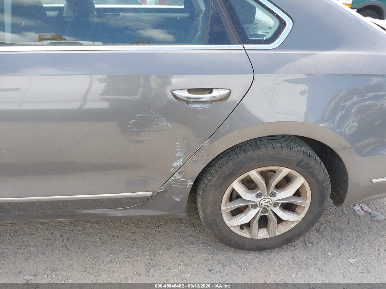 2016 VOLKSWAGEN PASSAT 1.8T S · 6/11